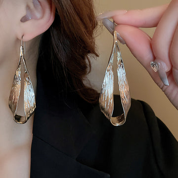 Water Drop Leaf Earrings Niche Temperament High-end Earrings for Women