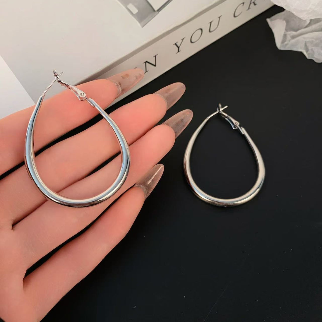 New Big Earrings for Women Fashion High-end Earrings