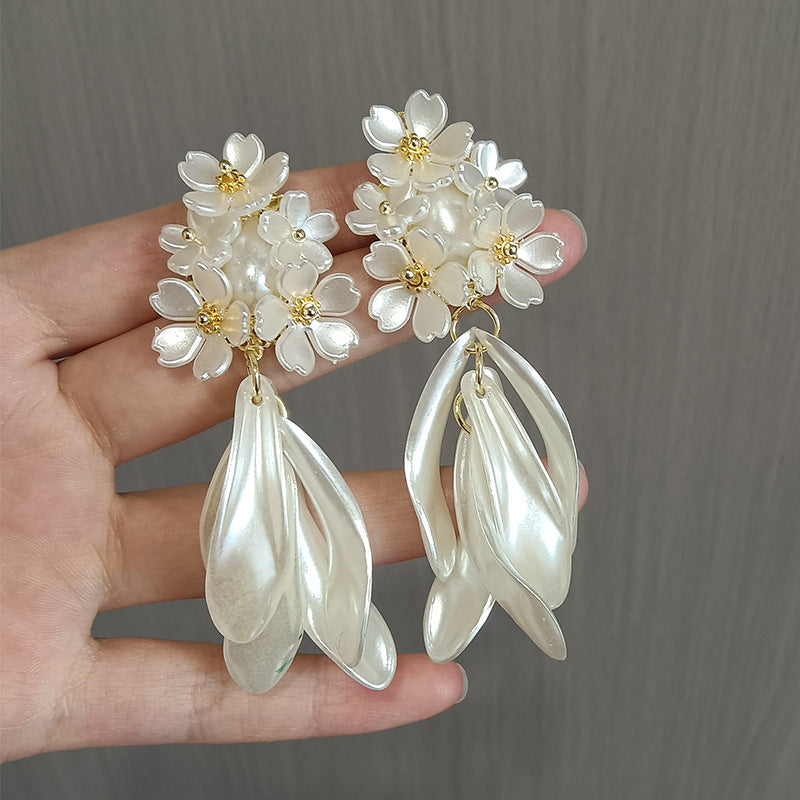 French Jasmine Flower Earrings Premium Long Fringed Earrings Earclip for Women