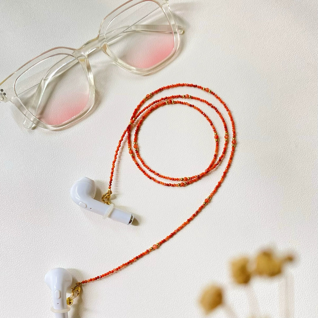 Premium Natural South Red Agate Glasses Chain – Ultra-Fine Beaded Necklace & Earphone Holder