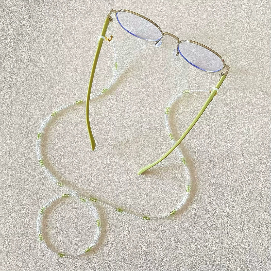 Natural Clear Quartz & Peridot Glasses Chain – 3-in-1 Necklace & Earphone Holder