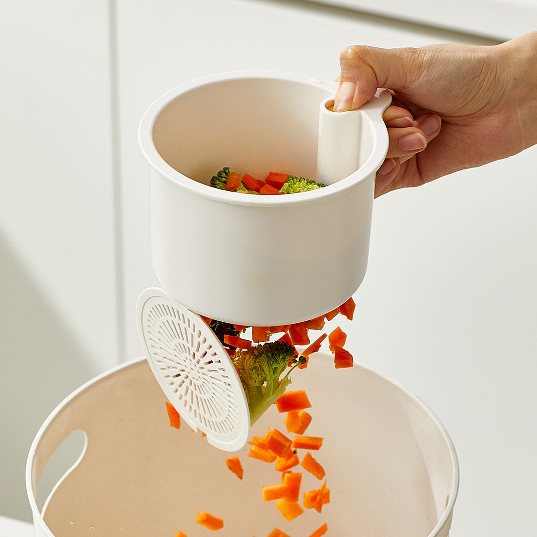 One-Touch Kitchen Sink Organizer – ABS Drain Basket with Hanging Hook